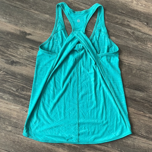 lululemon athletica Tops - Lululemon Essential Tank